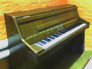 Bentley Pianos