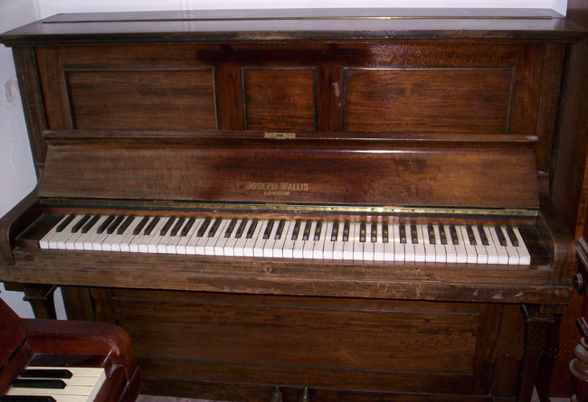 Joseph Wallis Pianos