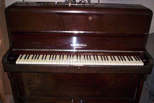 Monington Weston Pianos