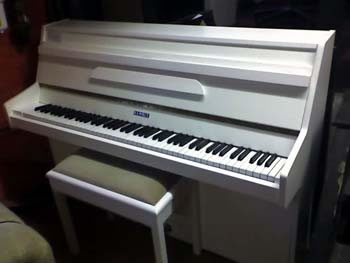 Schreiber Pianos