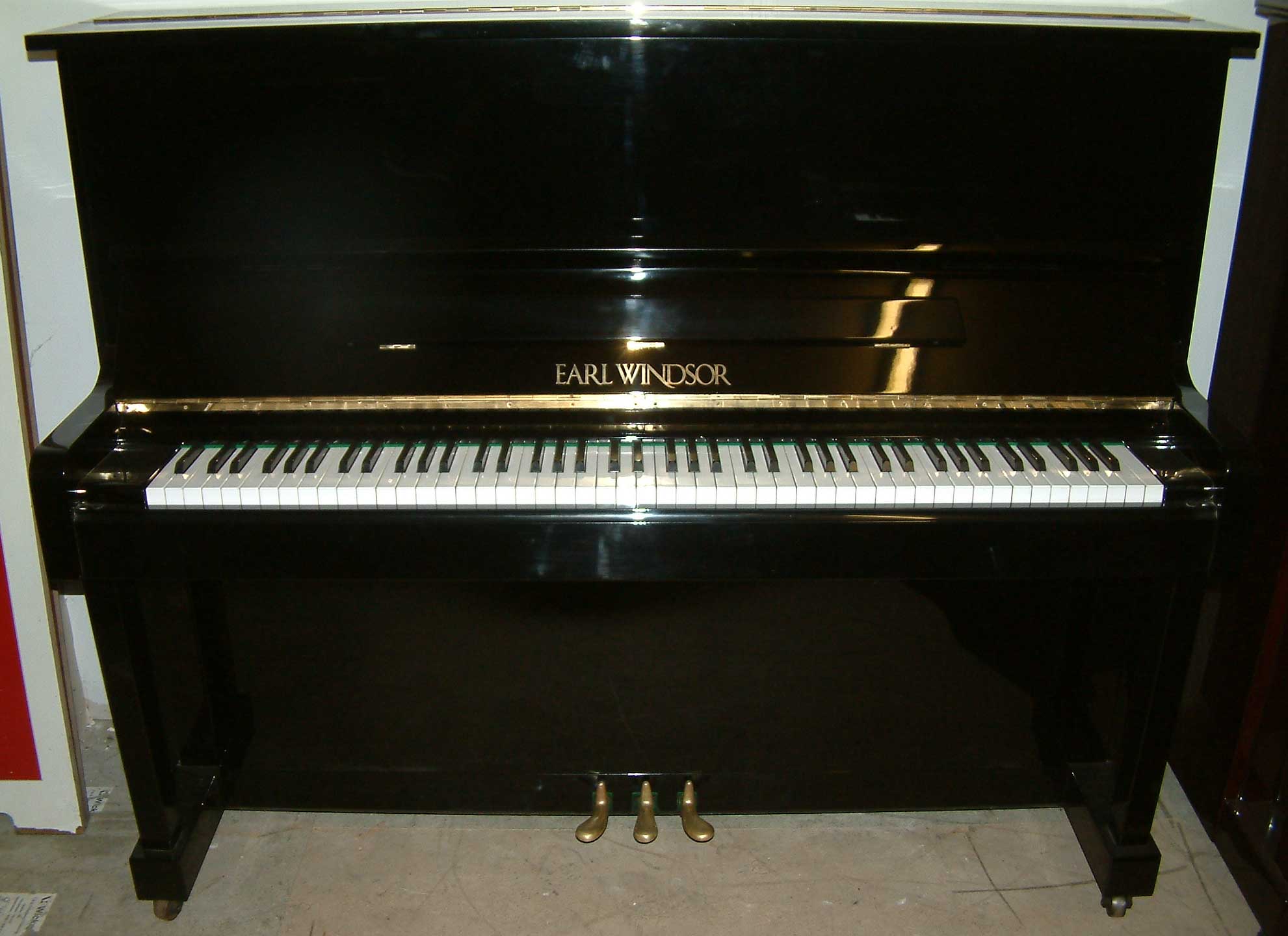 Earl Windsor Piano