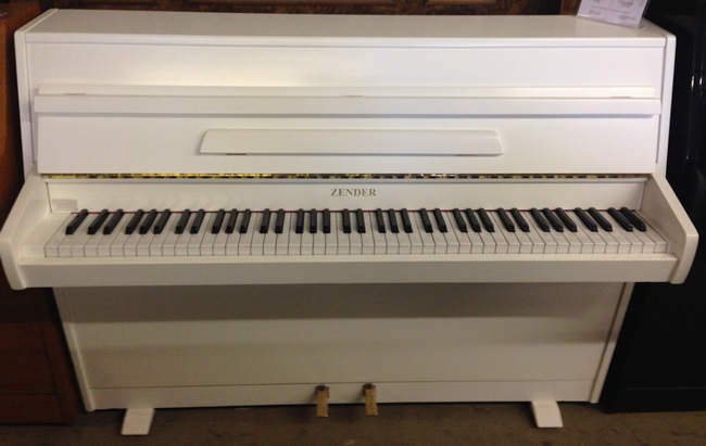  Zender Small Modern Piano