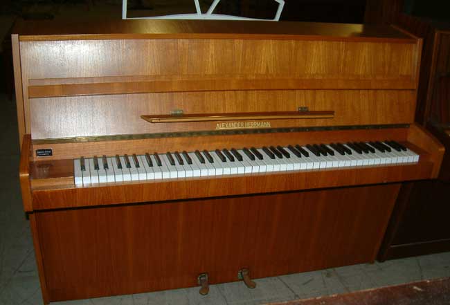 Alexander Herrmann piano