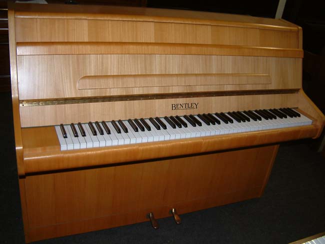 Bentley Oak Colour piano