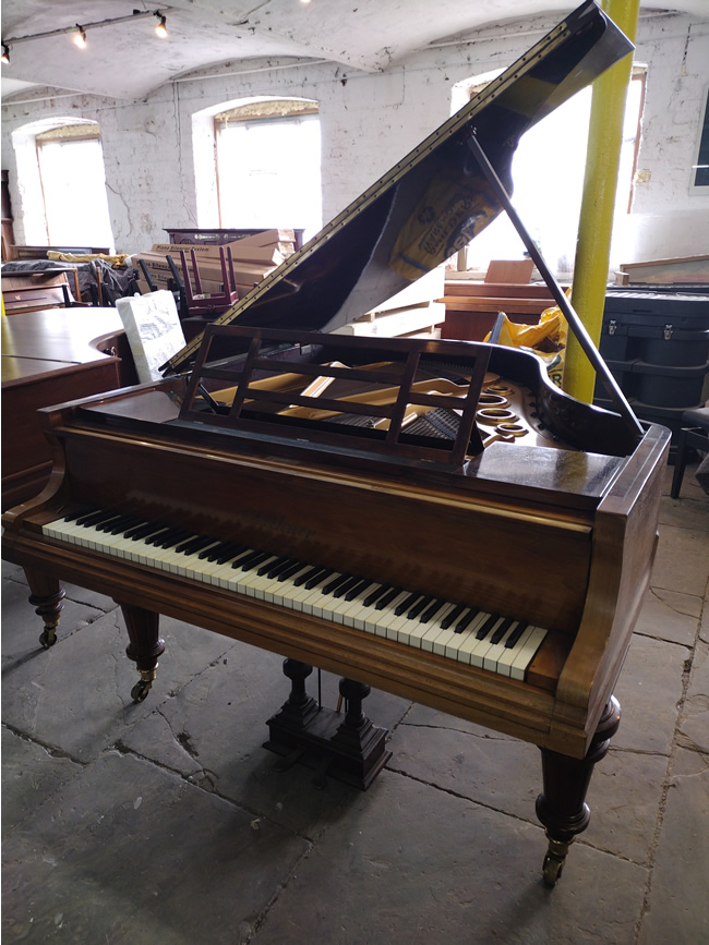 Bluthner 5ft 9in grand piano in a Rosewood cabinet