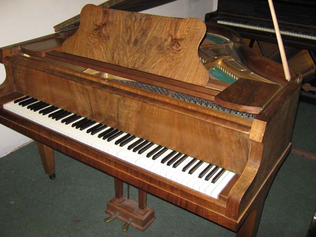 Squire pianos