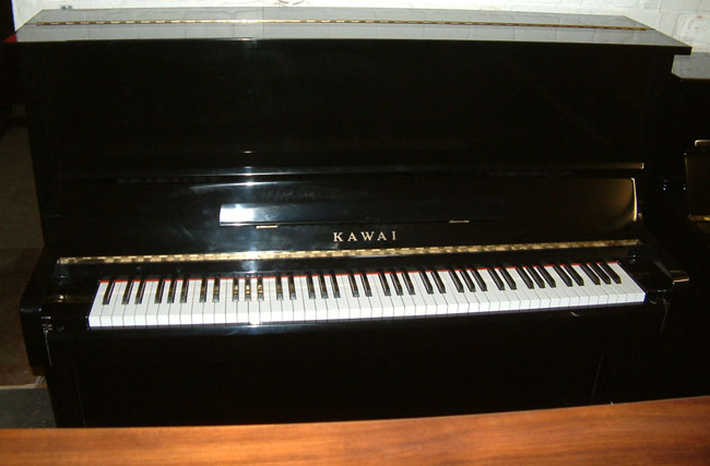 Kawai Traditional Style Black Piano