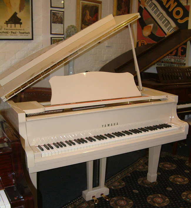 Yamaha G2 grand piano.